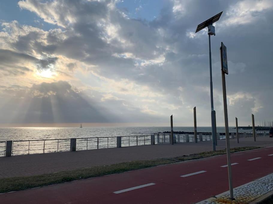 Rome'S Harbour All Year Lido di Ostia Bagian luar foto